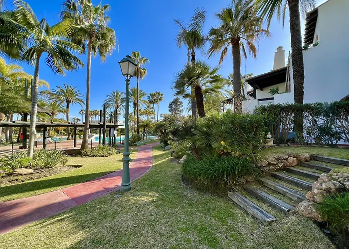 בית נופש 2 - Grande Townhouse Proche De La A Costalita אסטפונה