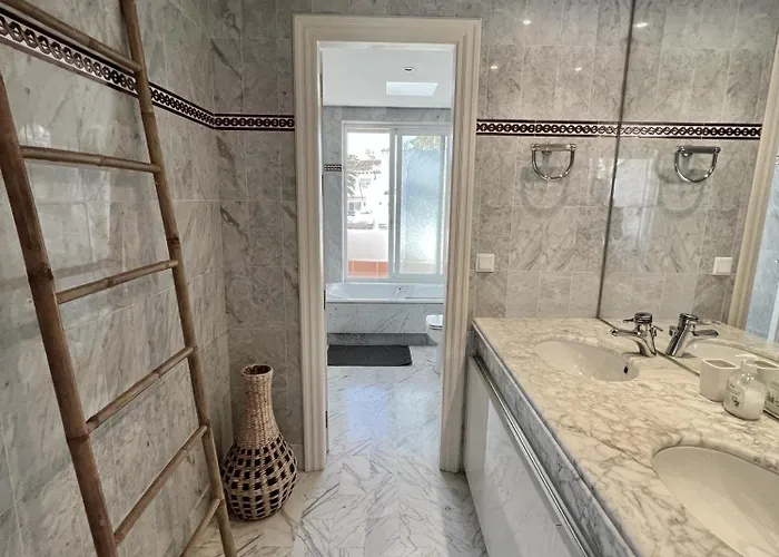 בית נופש 2 - Grande Townhouse Proche De La A Costalita *