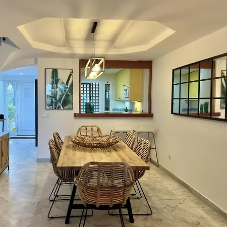 2 - Grande Townhouse Proche De La A Costalita * Estepona